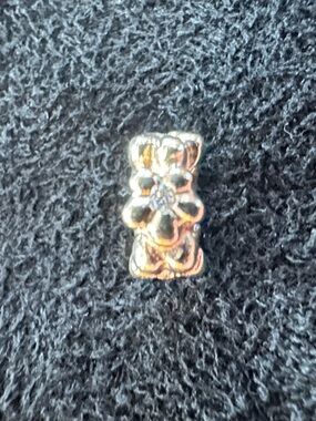 Pandora❤️Retired 14kt Gold w/Diamond “Ring of Flower” Spacer Charm Bead
